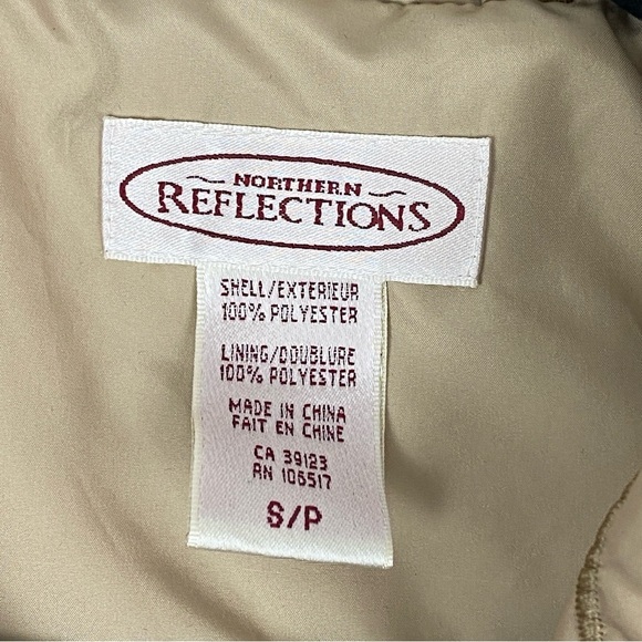 Northern Reflections Quilted Jacket Embroidered Leaf Design Size Small Pockets - Picture 5 of 9